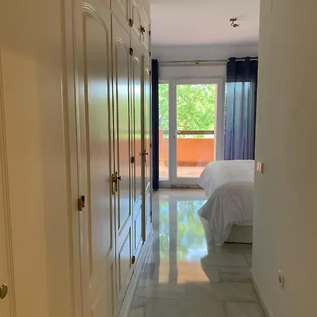 Stunningly Located Townhouse Сasa de vacaciones *